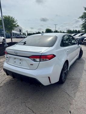 Wind Chill Pearl 2025 Toyota Corolla SE