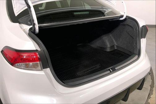 Wind Chill Pearl 2025 Toyota Corolla SE