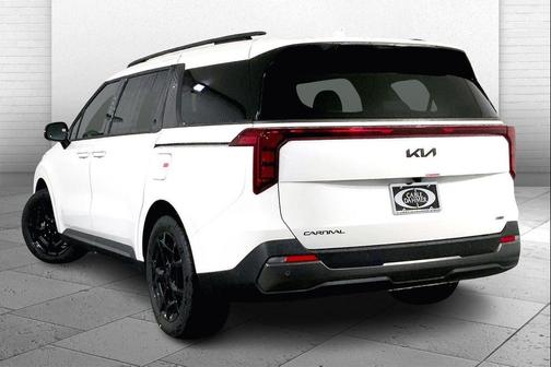 Snow White Pearl 2026 Kia Carnival Hybrid SX