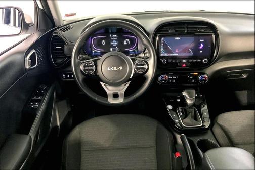 Snow White Pearl 2023 Kia Soul EX