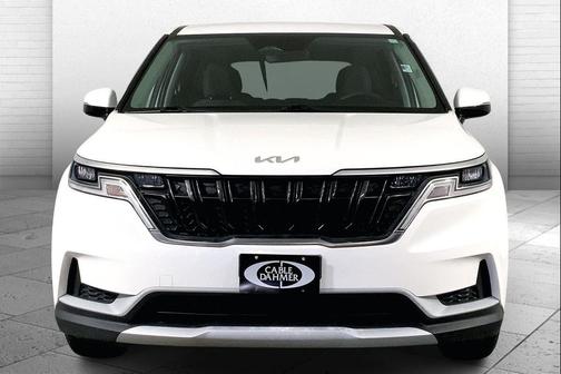 2023 Kia Carnival LX