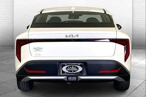 Snow White Pearl 2026 Kia K4 EX