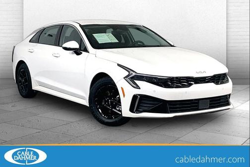 Snow White Pearl 2025 Kia K5 LXS