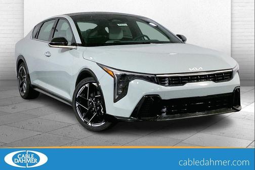 2025 Kia K4 GT-Line