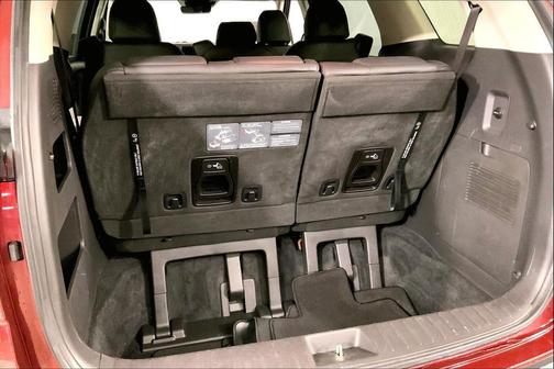 2023 Kia Carnival LX