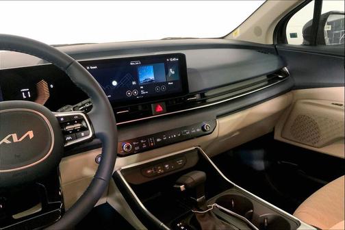 2025 Kia Carnival EX