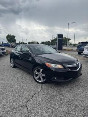 2013 Acura ILX 2.0L w/Premium Package