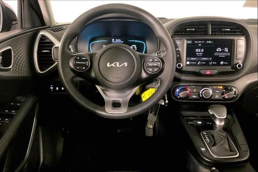 Gravity Gray 2025 Kia Soul LX