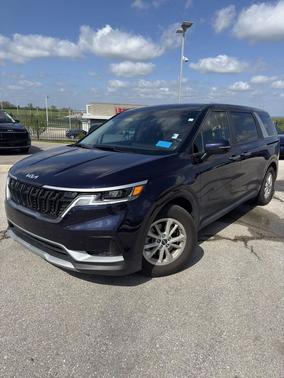 Deep Chroma Blue 2024 Kia Carnival LX