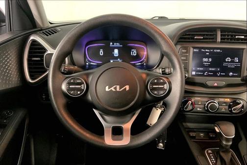 Gravity Gray 2025 Kia Soul LX