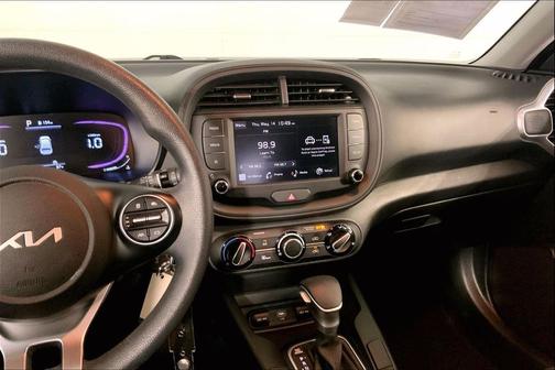 Gravity Gray 2025 Kia Soul LX