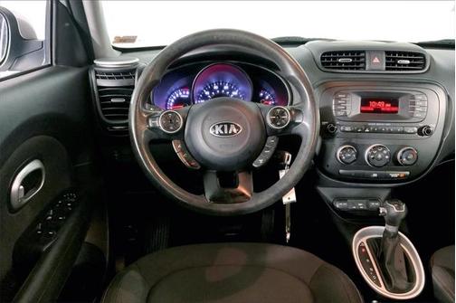 2015 Kia Soul Base