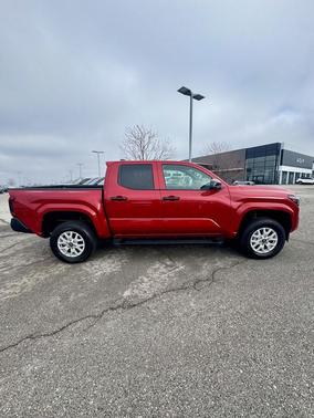 2025 Toyota Tacoma SR