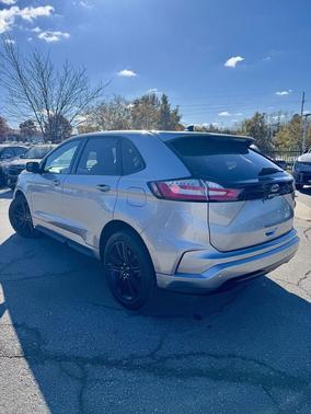 2022 Ford Edge ST Line