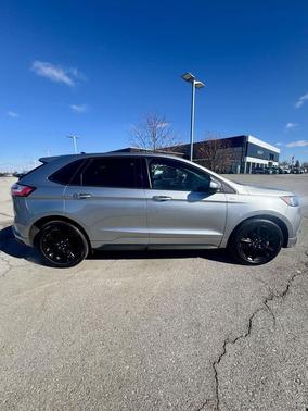2022 Ford Edge ST Line