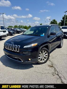 Brilliant Black Crystal Pearlcoat 2015 Jeep Cherokee Limited