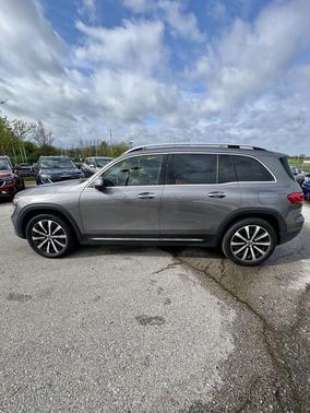 Mountain Grey Metallic 2022 Mercedes-Benz GLB 250 4MATIC