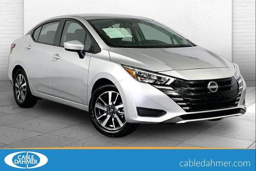 Brilliant Silver Metallic 2025 Nissan Versa 1.6 SV