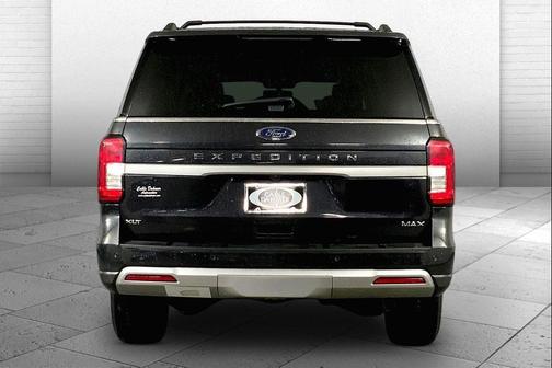 Dark Matter Gray Metallic 2024 Ford Expedition Max XLT