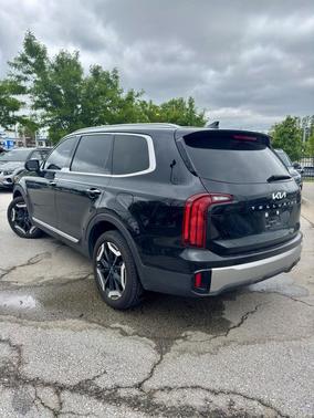Ebony Black 2025 Kia Telluride S
