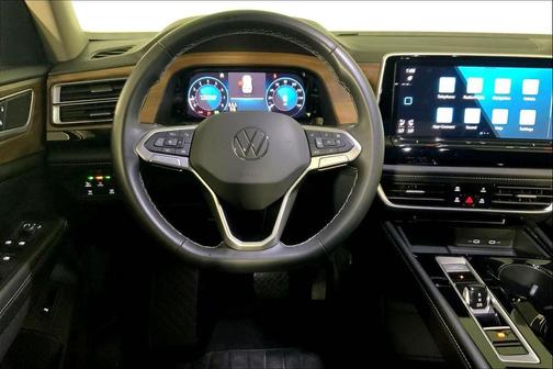 2024 Volkswagen Atlas 2.0T SE w/Technology 4MOTION