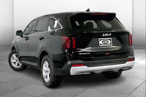 Ebony Black 2026 Kia Sorento LX