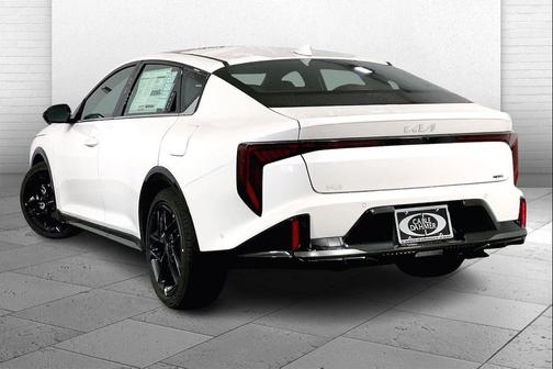 2025 Kia K4 GT-Line Turbo
