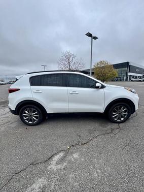 2022 Kia Sportage S
