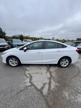 2019 Chevrolet Cruze LS