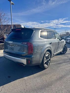 2023 Kia Telluride S