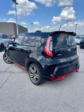 SHADOW BLACK 2015 Kia Soul +