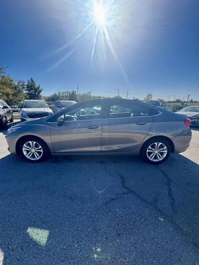 2019 Chevrolet Cruze LT