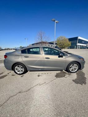 2019 Chevrolet Cruze LT