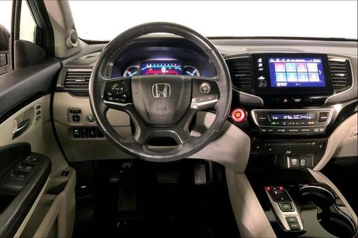 2019 Honda Pilot Touring 8-Passenger