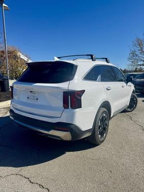 2024 Kia Sorento S