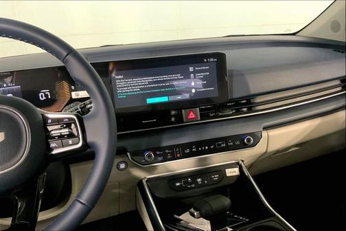 Snow White Pearl 2026 Kia Carnival EX