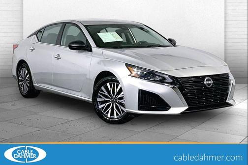 Brilliant Silver Metallic 2025 Nissan Altima SV FWD