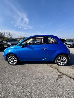 Laser Blu (Bright Metallic Blue) 2017 FIAT 500 Pop