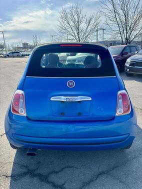Laser Blu (Bright Metallic Blue) 2017 FIAT 500 Pop