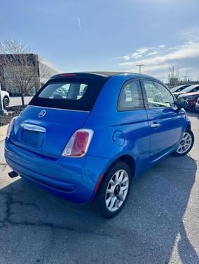 Laser Blu (Bright Metallic Blue) 2017 FIAT 500 Pop