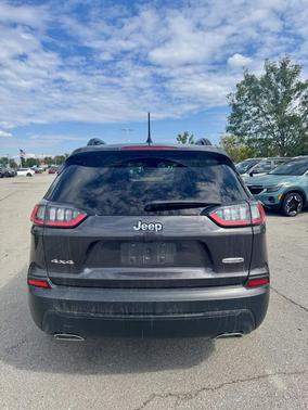 2022 Jeep Cherokee Latitude Lux