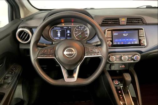 Brilliant Silver Metallic 2025 Nissan Versa 1.6 SV