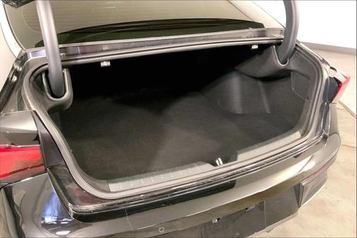 Aurora Black Pearl 2025 Kia K5 GT-Line
