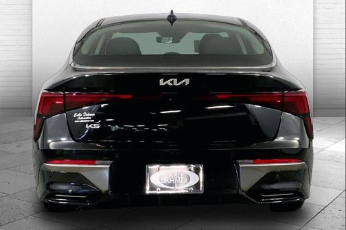 Aurora Black Pearl 2025 Kia K5 LXS