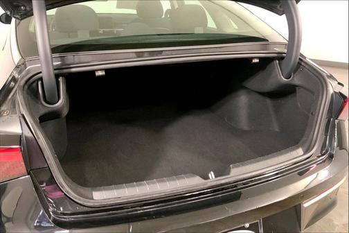 Aurora Black Pearl 2025 Kia K5 LXS