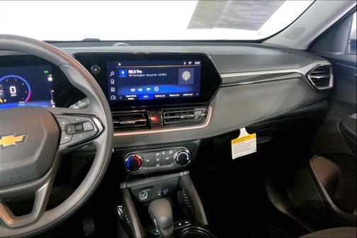 Summit White 2025 Chevrolet Trailblazer LT