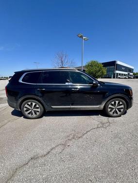 Ebony Black 2020 Kia Telluride S