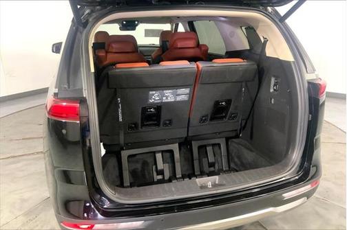 2024 Kia Carnival SX Prestige