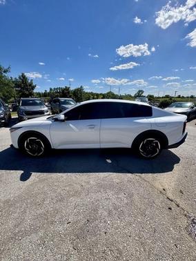 Snow White Pearl 2025 Kia K4 EX