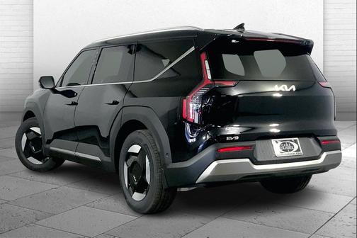 2026 Kia EV9 Wind